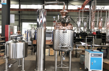 Essential oil distillation equipment